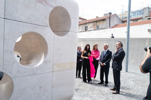 Visita à exposição “Primeira Pedra - 2016/2022” no Museu Nacional dos Coches em Lisboa  Créditos: © Rui Ochoa / Presidência da República