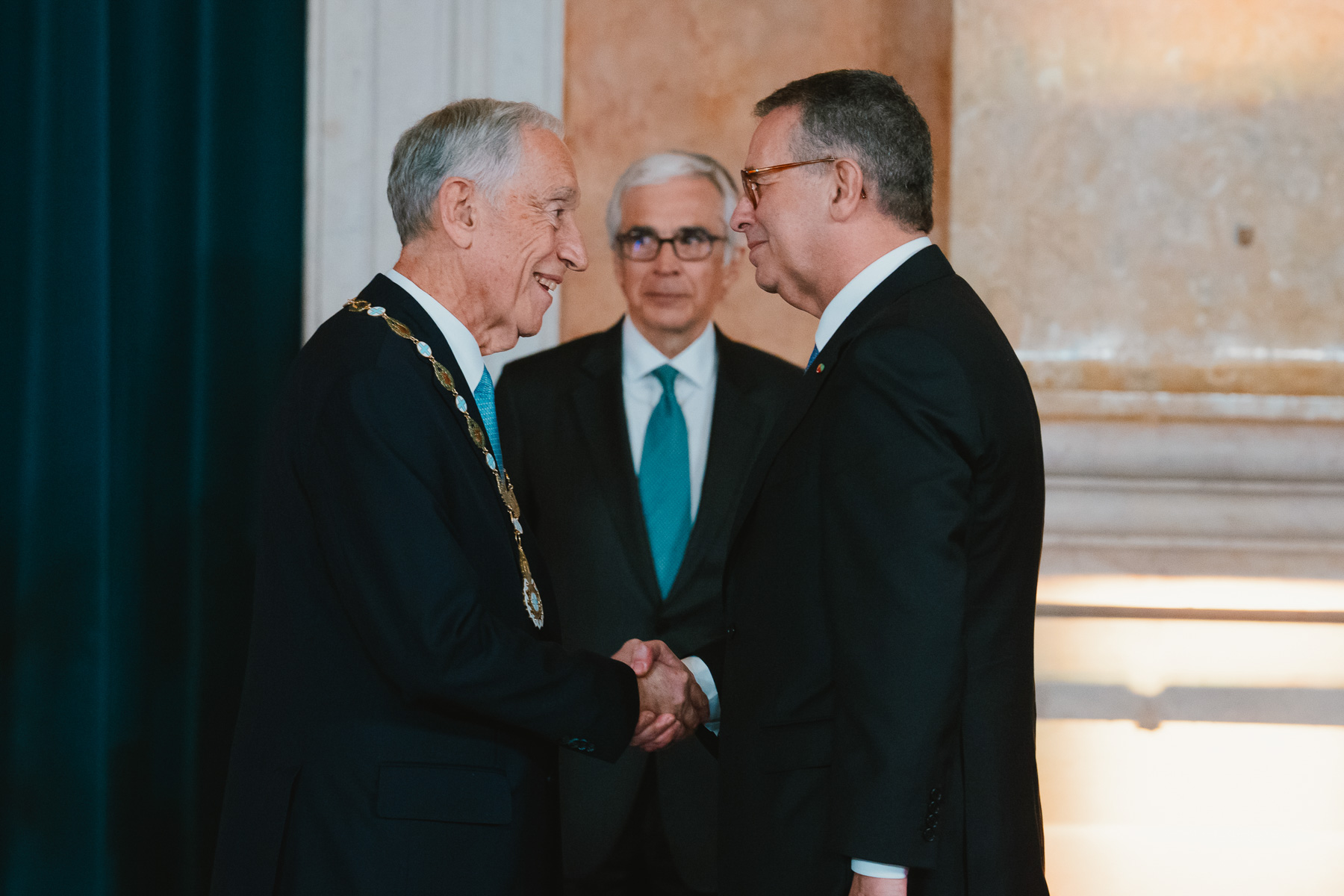 Cerimónia de condecoração do Presidente da Repúiblica cessante, Marcelo Rebelo de Sousa, com o Grande-Colar da Ordem da Liberdade  Créditos: © Ana Rocha Nené / Presidência da República