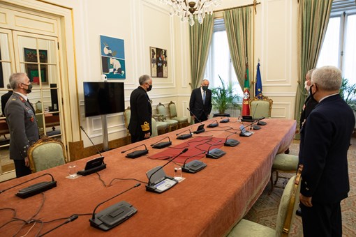 Apresentação de Cumprimentos de Boas Festas do Chefe do Estado-Maior-General das Forças Armadas e dos Chefes do Estado-Maior da Armada, do Exército e da Força Aérea ao Presidente da República Créditos: © Miguel Figueiredo Lopes / Presidência da República Apresentação de Cumprimentos de Boas Festas do Chefe do Estado-Maior-General das Forças Armadas e dos Chefes do Estado-Maior da Armada, do Exército e da Força Aérea ao Presidente da República Créditos: © Miguel Figueiredo Lopes / Presidência da República