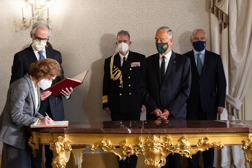 Cerimónia de tomada de posse dos Chanceleres das Ordens Honoríficas Portuguesas no Palácio de Belém Credits: © Rui Ochoa / Presidency of the Portuguese Republic Cerimónia de tomada de posse dos Chanceleres das Ordens Honoríficas Portuguesas no Palácio de Belém Credits: © Rui Ochoa / Presidency of the Portuguese Republic