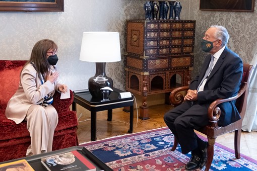 Audiência no Palácio de Belém e condecoração da Secretária-Geral Ibero-Americana, Rebeca Grynspan, com a Grã-Cruz da Ordem do Infante D. Henrique Créditos: © Rui Ochoa / Presidência da República Audiência no Palácio de Belém e condecoração da Secretária-Geral Ibero-Americana, Rebeca Grynspan, com a Grã-Cruz da Ordem do Infante D. Henrique Créditos: © Rui Ochoa / Presidência da República