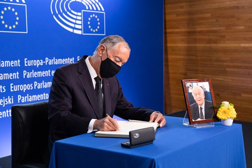 Cerimónia de homenagem ao antigo Presidente francês, Valéry Giscard d’Estaing, no Parlamento Europeu em Estrasburgo  Créditos: © Miguel Figueiredo Lopes / Presidência da República
