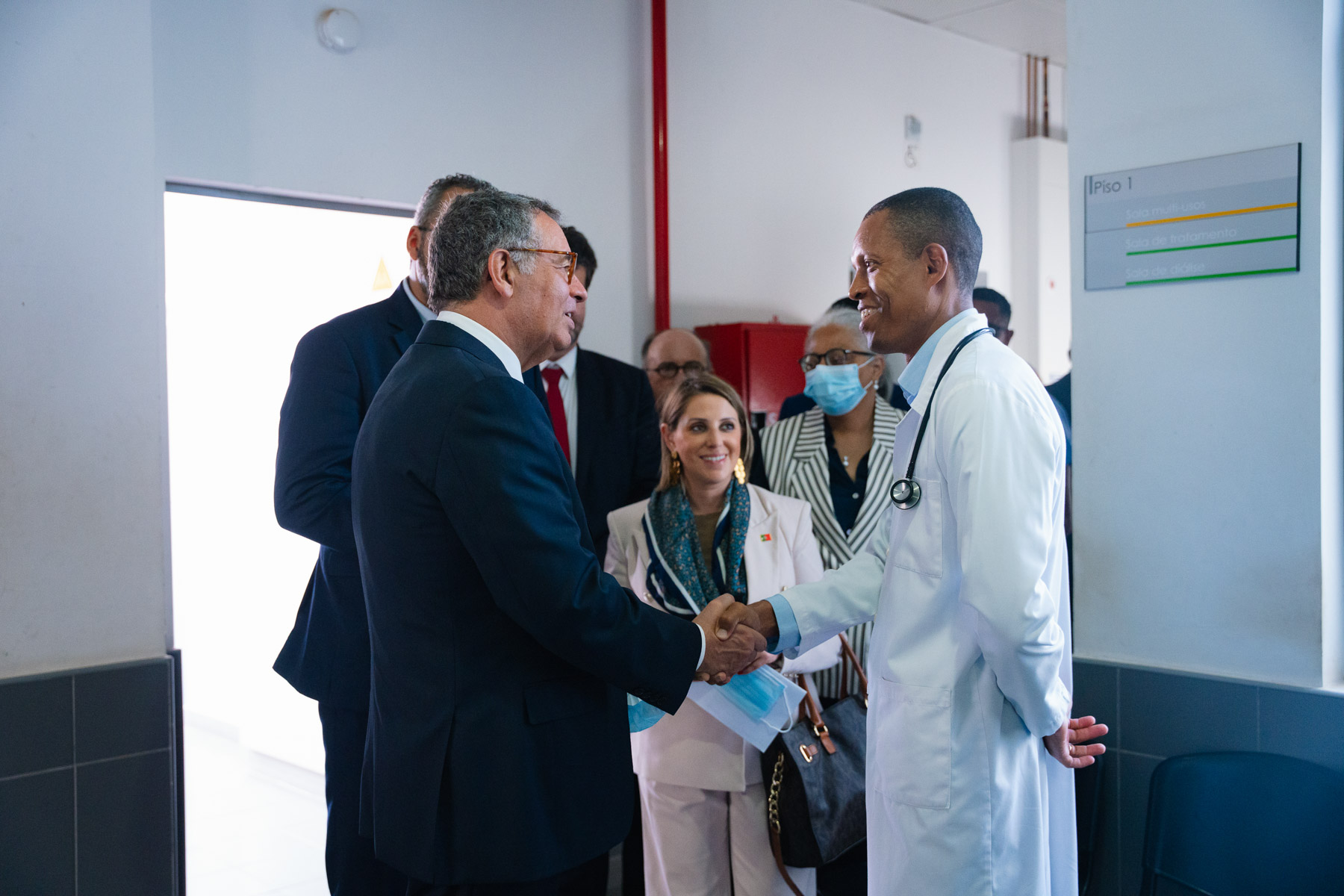 Visita de Estado a Cabo Verde - Visita ao Centro de Hemodiálise do Hospital Agostinho Neto  Créditos: © Ana Rocha Nené / Presidência da República