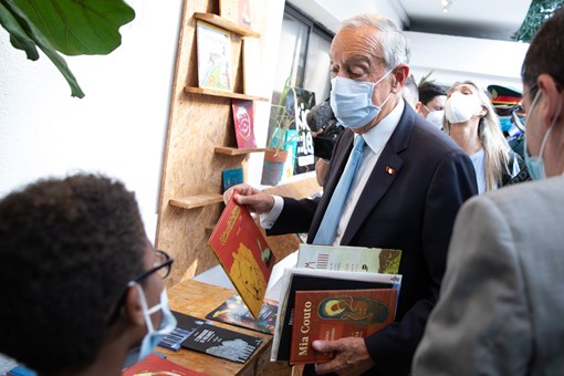 Presidente da República visita a livraria Kiela  Créditos: © Rui Ochoa