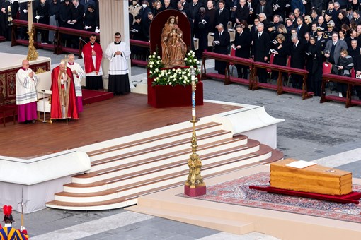 Cerimónias fúnebres do Papa Emérito Bento XVI, na Basílica de São Pedro, Cidade do Vaticano  Créditos: © Alessandra Benedetti - Corbis/Getty Images