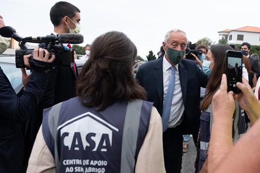 Visita ao Centro de Apoio aos Sem-Abrigo no Funchal Créditos: © Rui Ochoa / Presidência da República Visita ao Centro de Apoio aos Sem-Abrigo no Funchal Créditos: © Rui Ochoa / Presidência da República