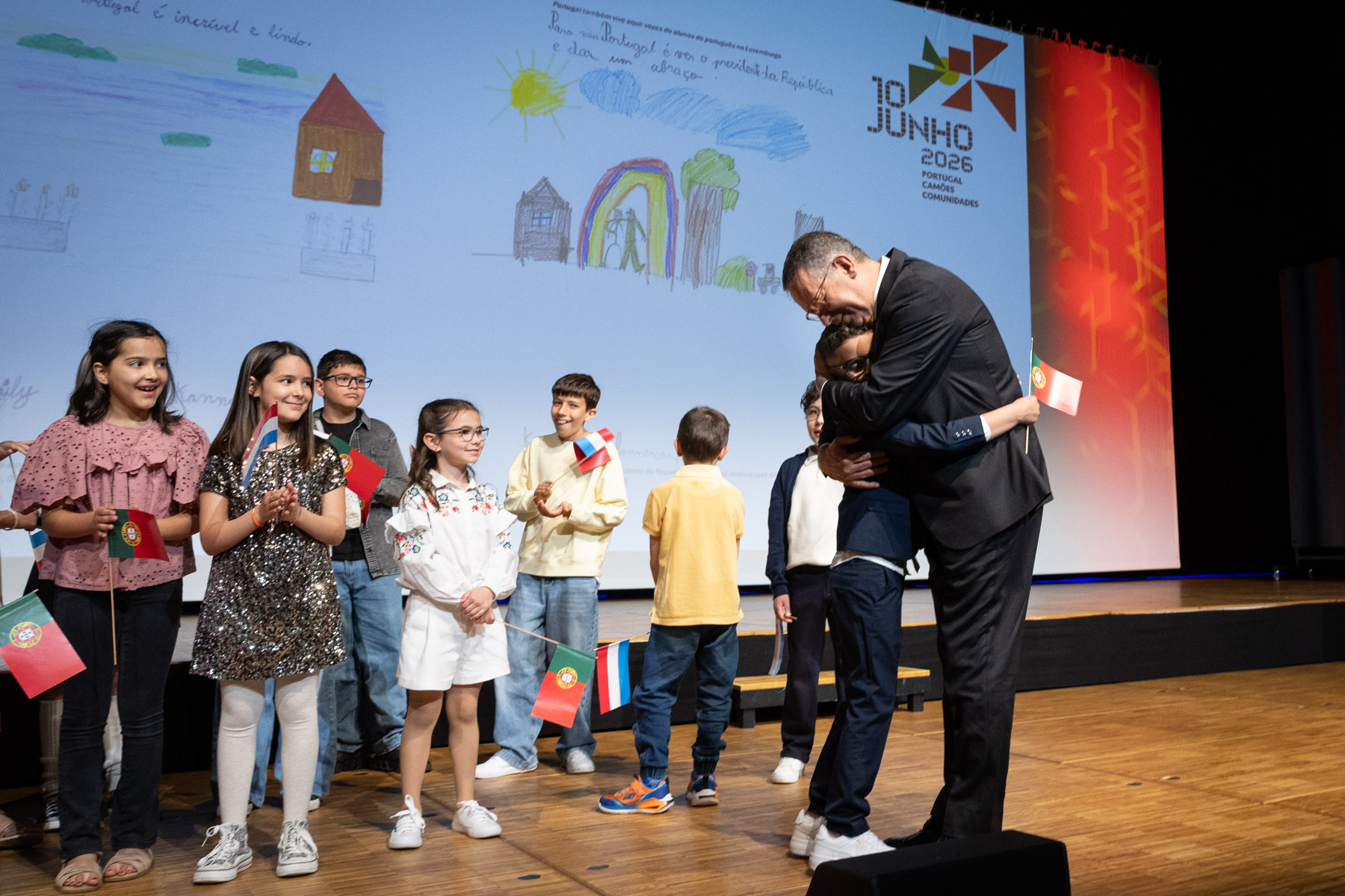 Comemorações do Dia de Portugal no Luxemburgo - Encontro com alunos portugueses da escola de Sanem  Créditos: © Miguel Figueiredo Lopes / Presidência da República